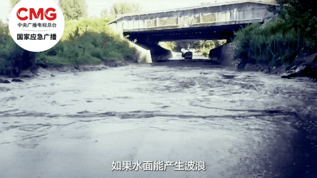 雨天駕車(chē)出行安全指南_出行提示_運(yùn)城暴雨天氣交通安全提示