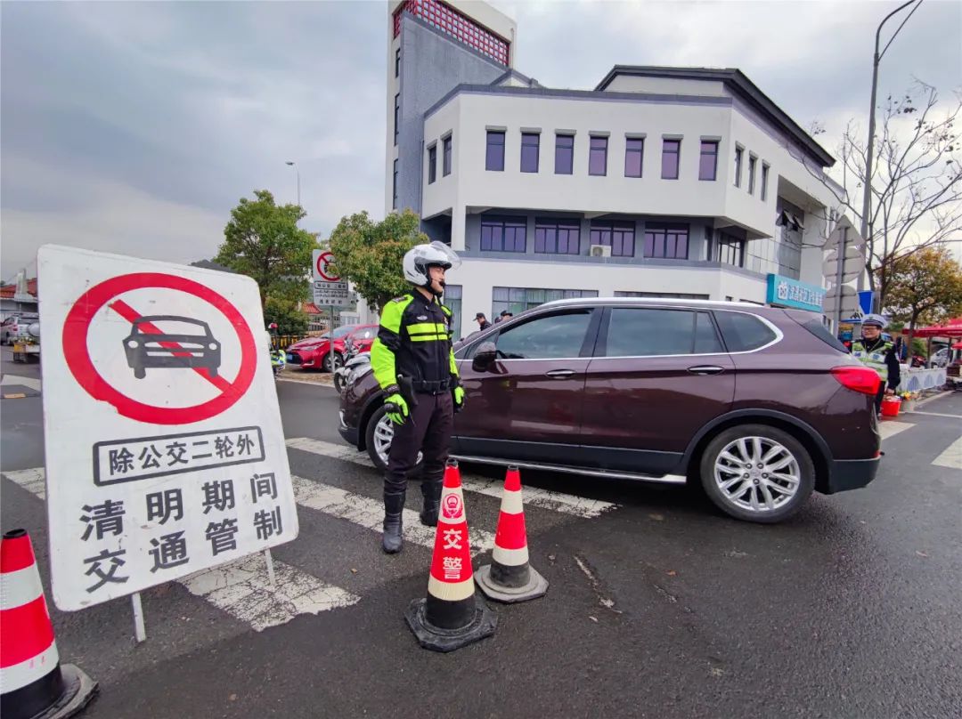 禁行扣幾分罰款多少_禁行_禁行違章怎么處罰規(guī)定