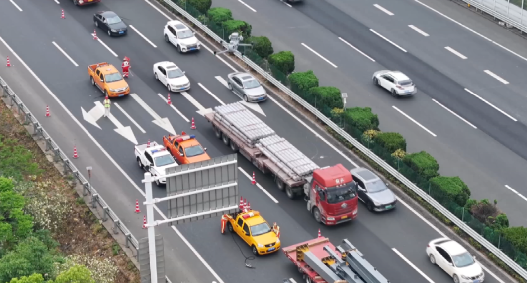 過(guò)渡期結(jié)束違規(guī)處罰_北京市外地過(guò)境重載貨車限行政策_(dá)限行